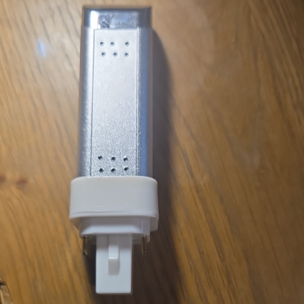 LED Light Bulb - Picture 5 of 6